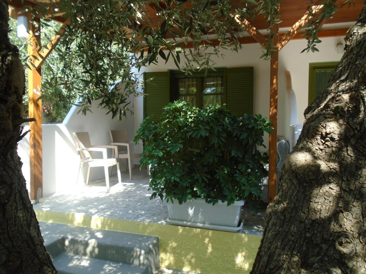 Leros Eleonas Apartments Alinda  Ngoại thất bức ảnh