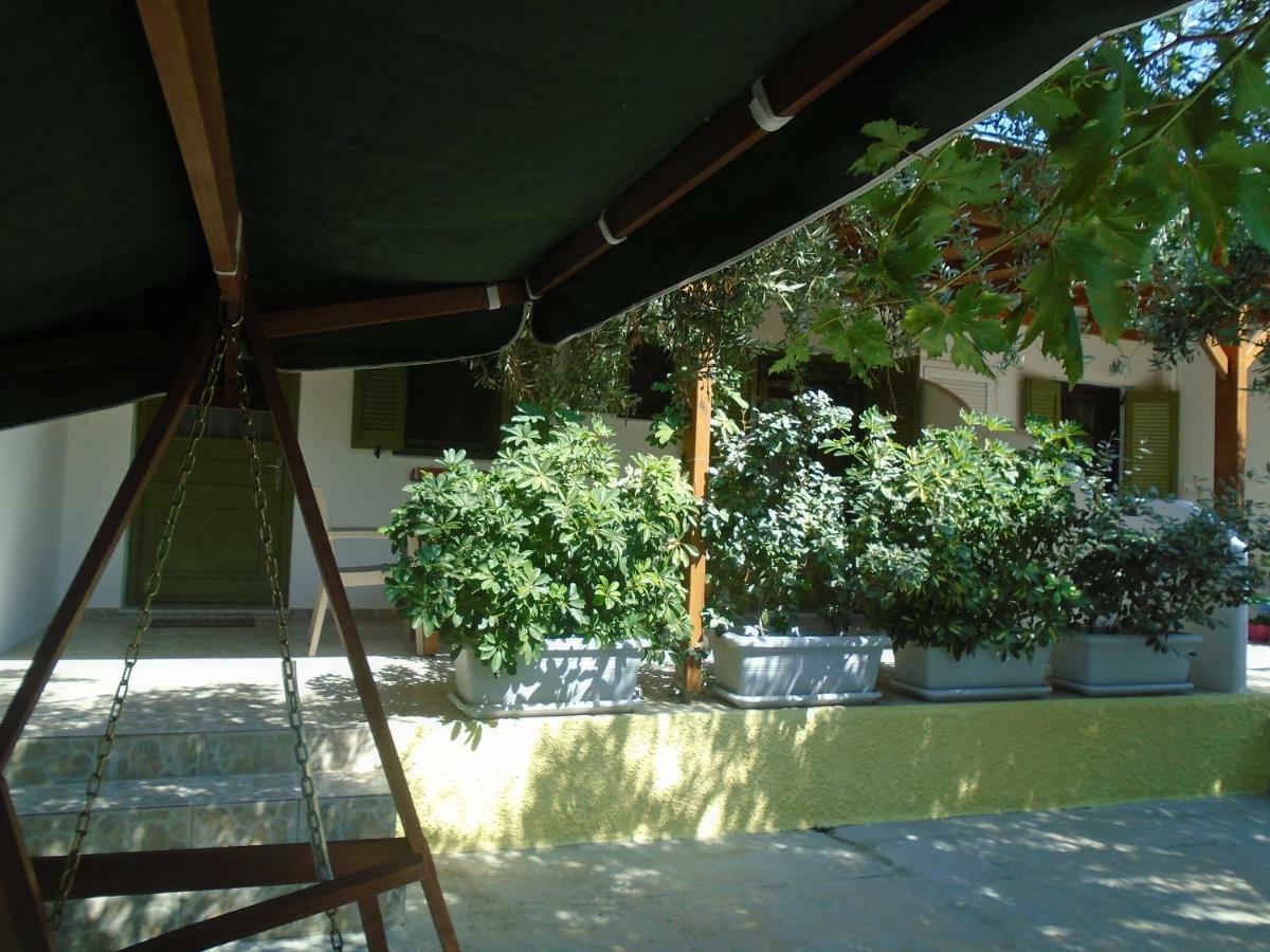 Leros Eleonas Apartments Alinda  Ngoại thất bức ảnh