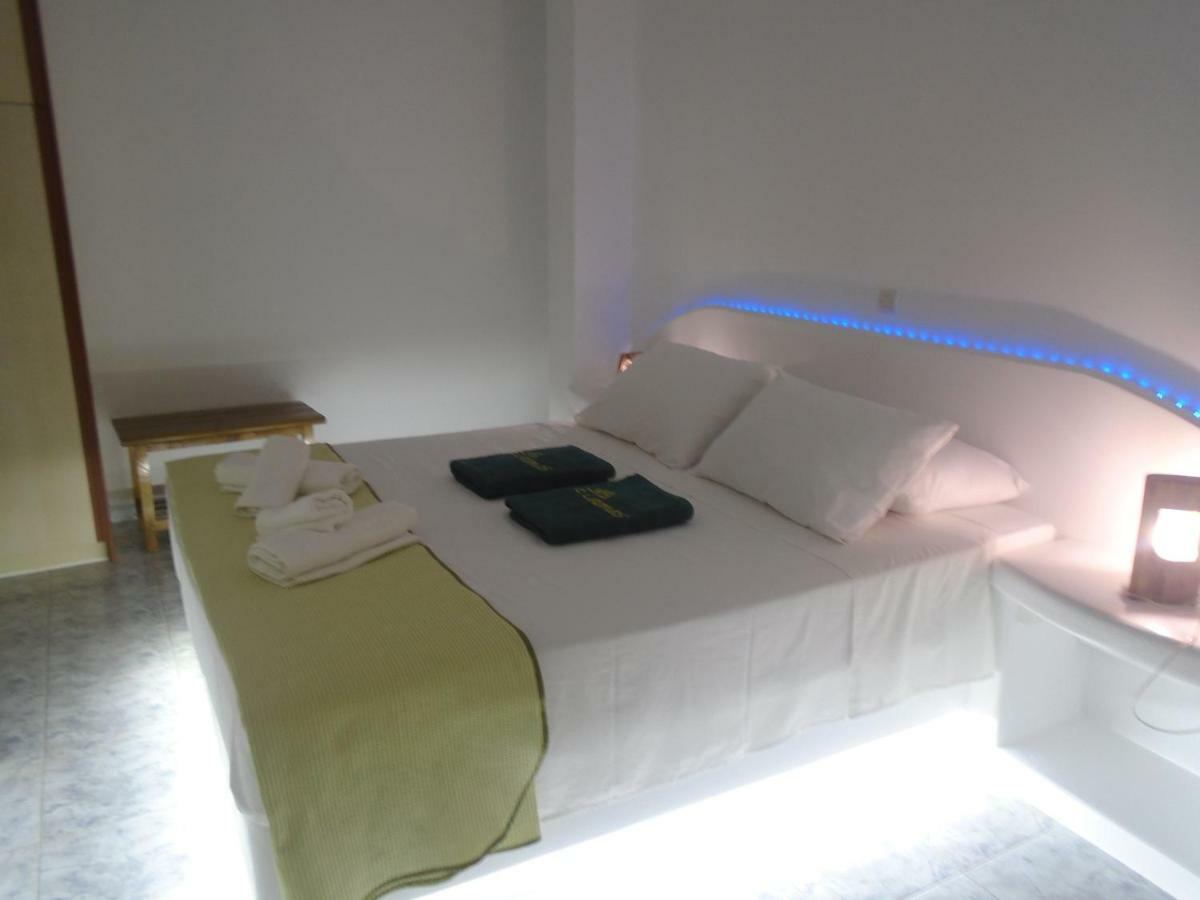 Leros Eleonas Apartments Alinda  Ngoại thất bức ảnh